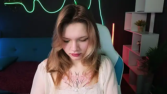 LitaBrom online show from February 2025 04:16:02 AM