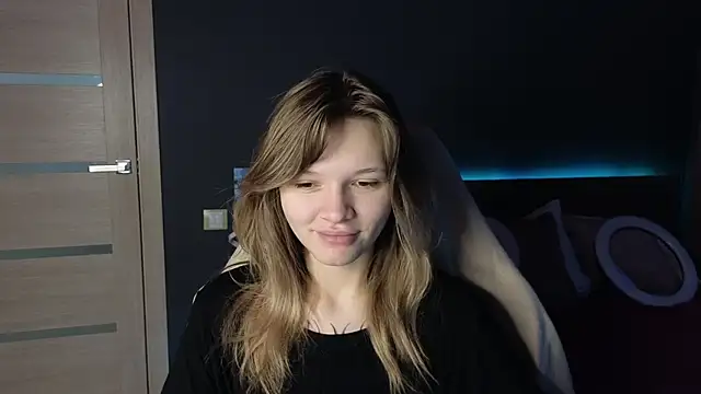 LitaBrom online show from October 2025 01:42:02 AM