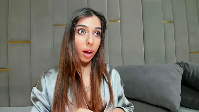 Snapshot of eva_lim chatting on October 2025 03:27:01 PM eva lim online show from October 2025 03:27:01 PM