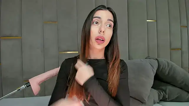 Snapshot of eva_lim chatting on November 2025 03:34:02 PM eva lim online show from November 2025 03:34:02 PM