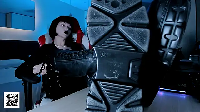 Snapshot of _Goddess_Misha_ chatting on November 2025 09:02:01 PM Goddess Misha online show from November 2025 09:02:01 PM