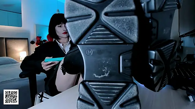 Snapshot of _Goddess_Misha_ chatting on November 2025 09:08:01 PM Goddess Misha online show from November 2025 09:08:01 PM