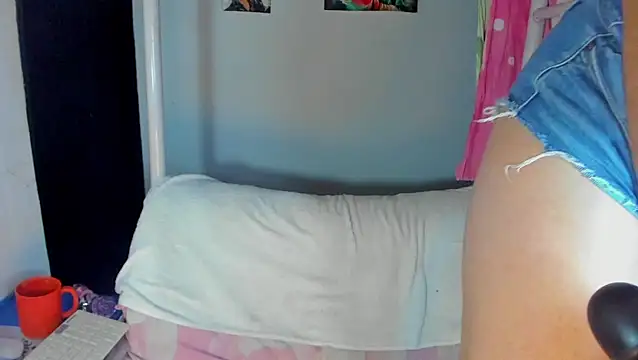 Snapshot of molly__kiwi2 chatting on November 2025 04:05:01 AM molly kiwi2 online show from November 2025 04:05:01 AM