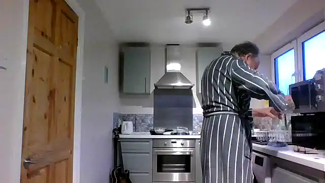 jimmybenido online show from March 2026 05:35:02 PM