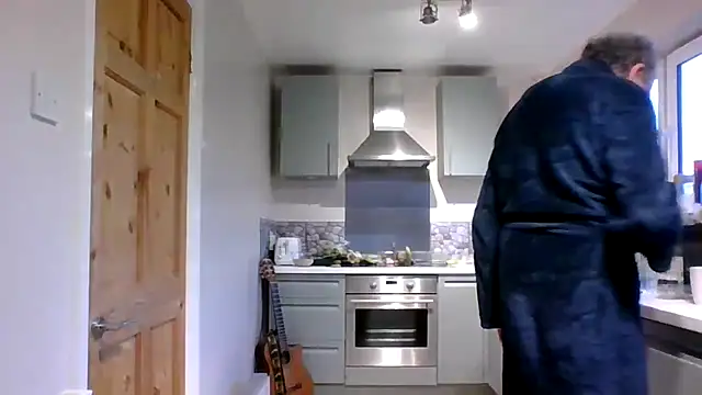 jimmybenido online show from February 2025 05:23:02 PM