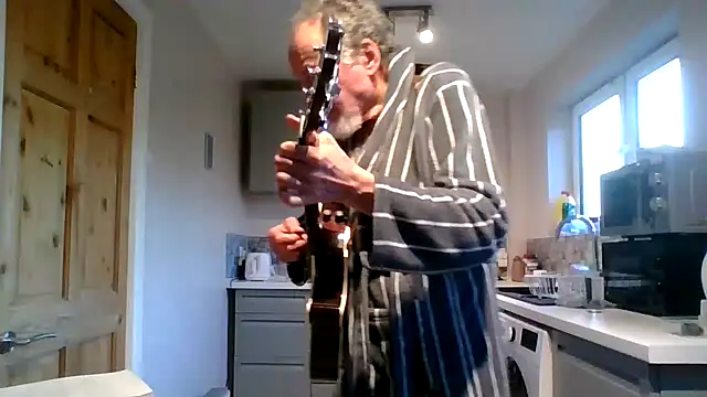 jimmybenido online show from March 2026 05:42:02 PM