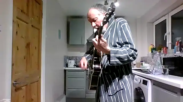 jimmybenido online show from January 2026 05:52:01 PM