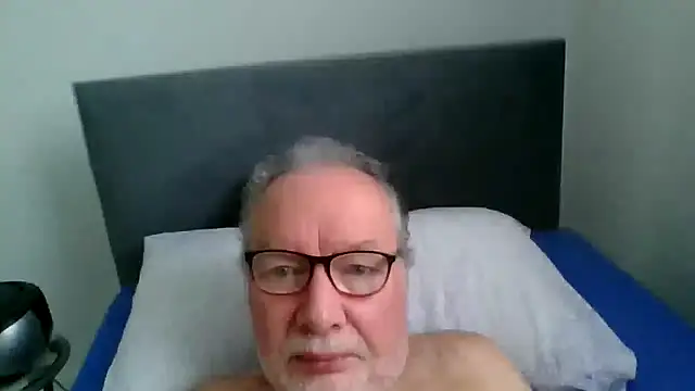 jimmybenido online show from October 2025 09:00:01 AM