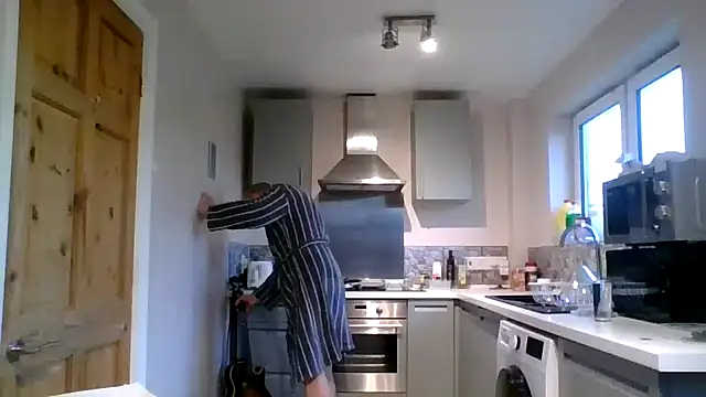 jimmybenido online show from March 2026 05:46:01 PM