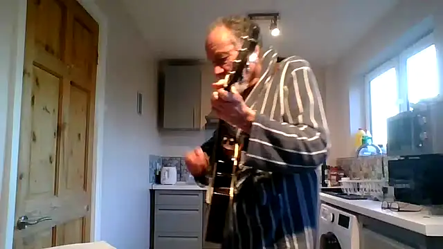 jimmybenido online show from March 2026 05:41:02 PM