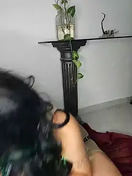 Snapshot of xmoira3x chatting on February 2025 03:56:02 AM xmoira3x online show from February 2025 03:56:02 AM