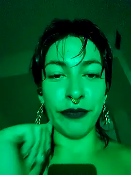 Snapshot of xmoira3x chatting on February 2025 06:49:02 AM xmoira3x online show from February 2025 06:49:02 AM