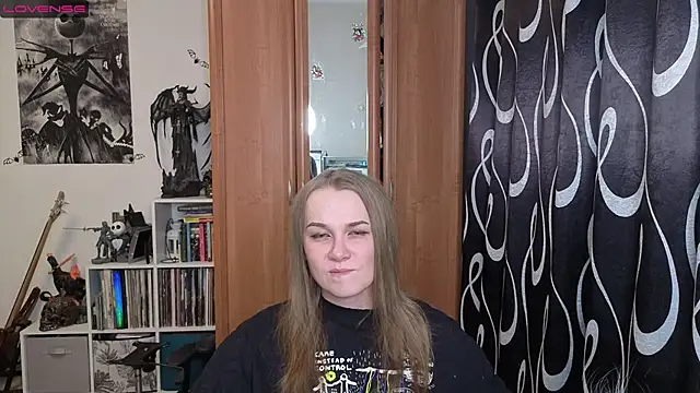 stellablondy online show from May 2026 05:39:02 PM