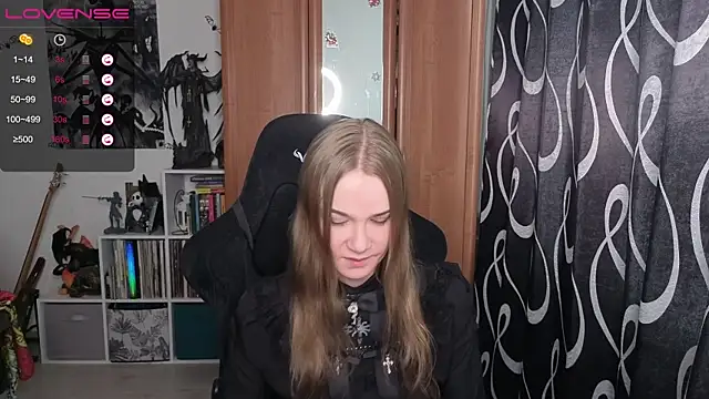 stellablondy online show from May 2026 10:11:02 AM