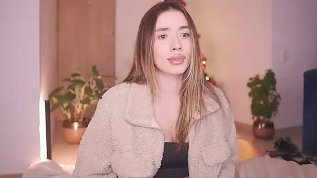 honeyann08 online show from December 2025 02:59:01 PM