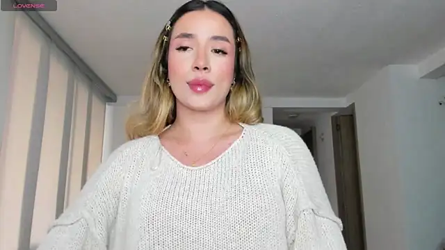 honeyann08 online show from January 2025 09:34:02 PM
