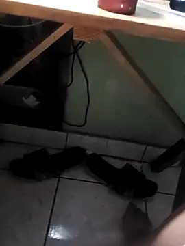 Snapshot of Cris29_84 chatting on December 2025 09:56:01 AM Cris29 84 online show from December 2025 09:56:01 AM