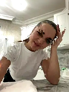 CamillaLarson online show from December 2025 08:50:01 PM