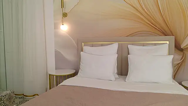 CamillaLarson online show from February 2026 03:18:01 AM