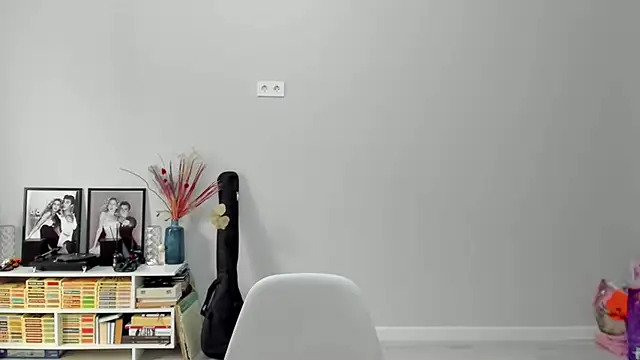 ailey chao online show from November 2025 02:48:01 AM