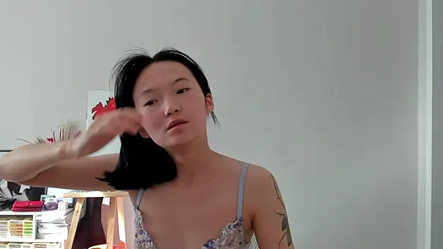 Snapshot of ailey_chao chatting on May 2026 02:20:02 AM ailey chao online show from May 2026 02:20:02 AM