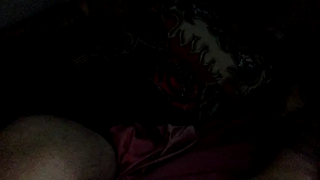 chubbycloudybottom online show from November 2025 12:32:02 PM