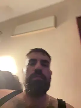 chubbycloudybottom online show from September 2025 03:01:01 AM