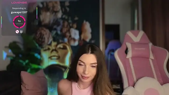 ReyaSophia online show from February 2026 10:12:02 PM