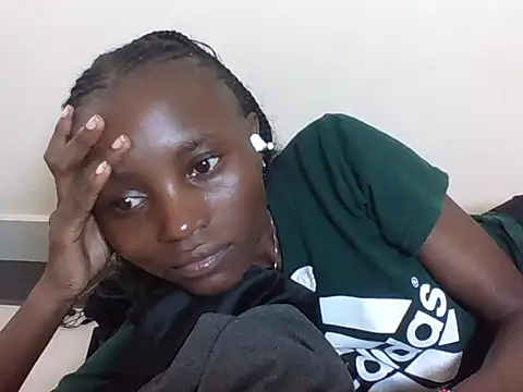 Snapshot of SexyNeedle22 chatting on September 2025 07:51:01 AM SexyNeedle22 online show from September 2025 07:51:01 AM