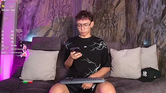 Daviid laidd online show from February 2026 07:33:02 PM