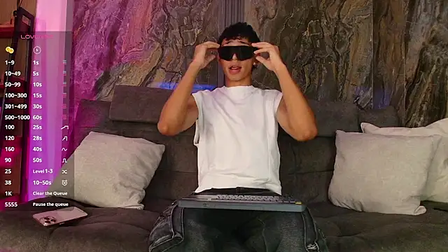 Daviid laidd online show from March 2026 07:39:01 PM