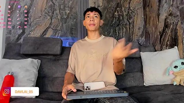 Daviid laidd online show from April 2026 07:26:02 PM