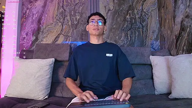 Daviid laidd online show from March 2026 07:43:02 PM