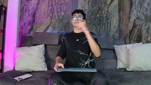 Daviid laidd online show from February 2026 08:08:02 PM