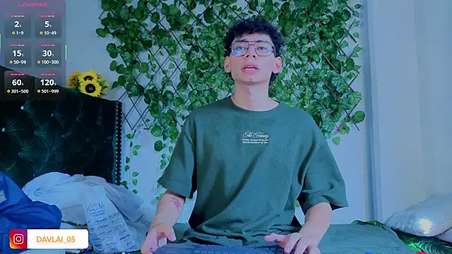 Daviid laidd online show from November 2025 08:03:01 PM