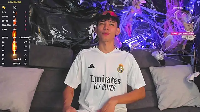 Daviid laidd online show from October 2025 09:03:01 PM