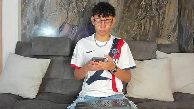 Daviid laidd online show from December 2025 07:40:02 PM