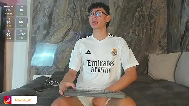 Daviid laidd online show from November 2025 08:56:02 PM