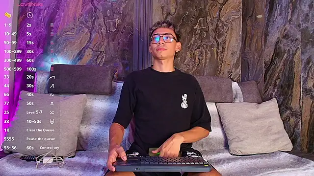 Daviid laidd online show from February 2026 07:27:02 AM