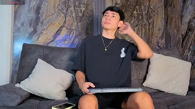 Daviid laidd online show from July 2026 02:03:02 PM