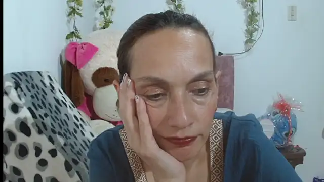 Snapshot of italagomez_ chatting on September 2025 11:01:02 PM italagomez online show from September 2025 11:01:02 PM