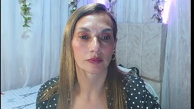 Snapshot of italagomez_ chatting on March 2025 11:23:01 PM italagomez online show from March 2025 11:23:01 PM