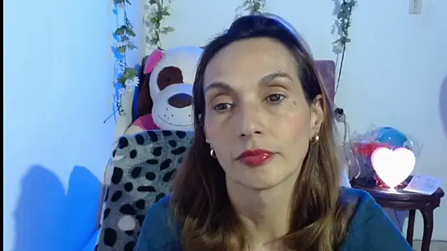 Snapshot of italagomez_ chatting on November 2025 12:25:01 AM italagomez online show from November 2025 12:25:01 AM