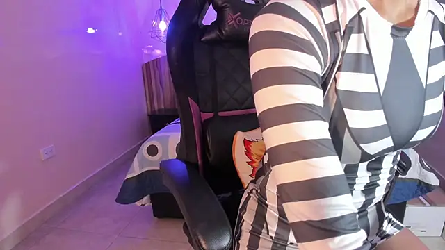 IamNayuta online show from October 2025 07:48:01 PM