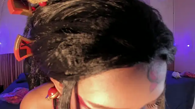 Snapshot of IamNayuta chatting on February 2026 06:52:01 PM IamNayuta online show from February 2026 06:52:01 PM