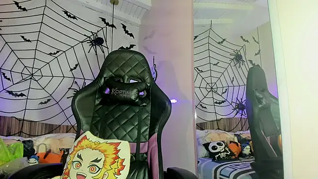 IamNayuta online show from October 2025 07:36:01 PM