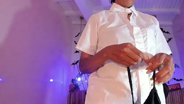 IamNayuta online show from October 2025 07:33:02 PM