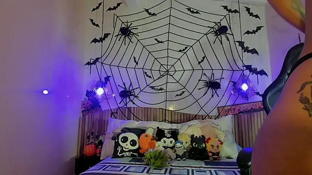 IamNayuta online show from October 2025 04:22:02 AM