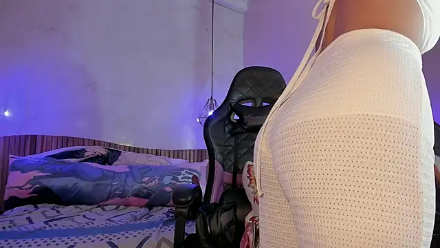 IamNayuta online show from May 2026 01:49:02 AM