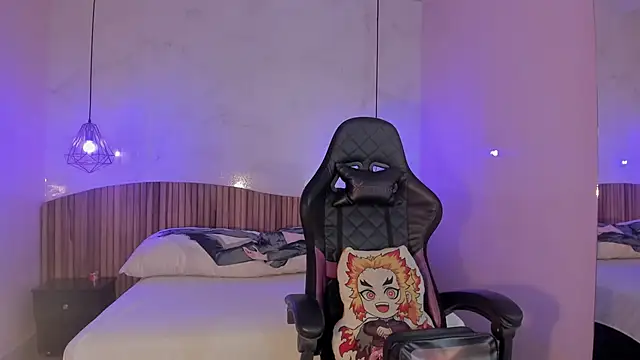 IamNayuta online show from April 2026 08:04:01 PM